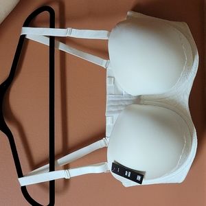 NWT Torrid Ivory Microfiber and Lace Push-Up Strapless Multi-Way Bra, Size 42DDD
